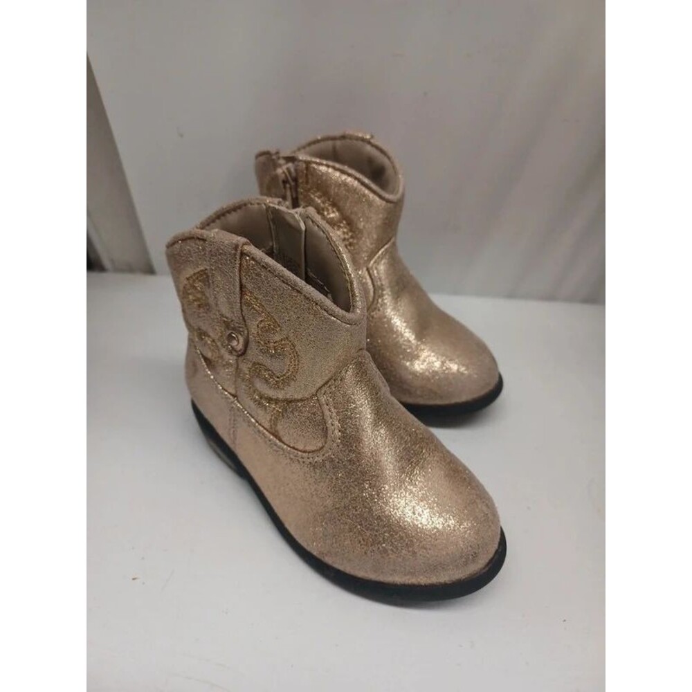 Cat & Jack girl Golden boots toddler sz 6